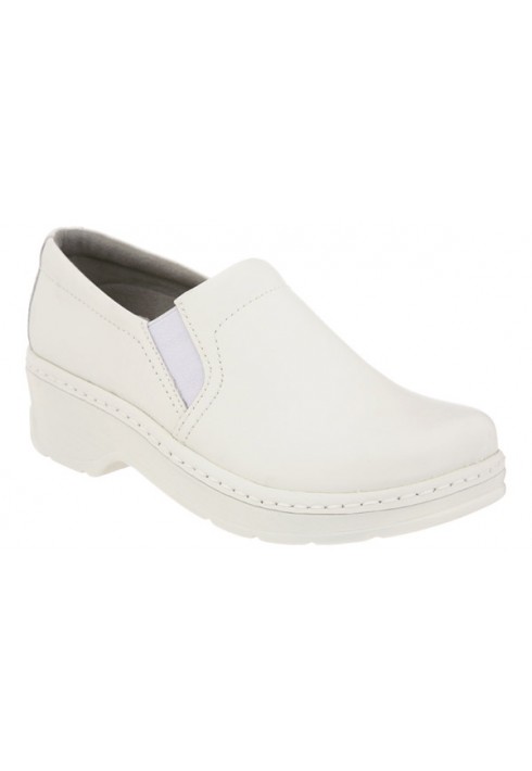 klogs white nursing shoes